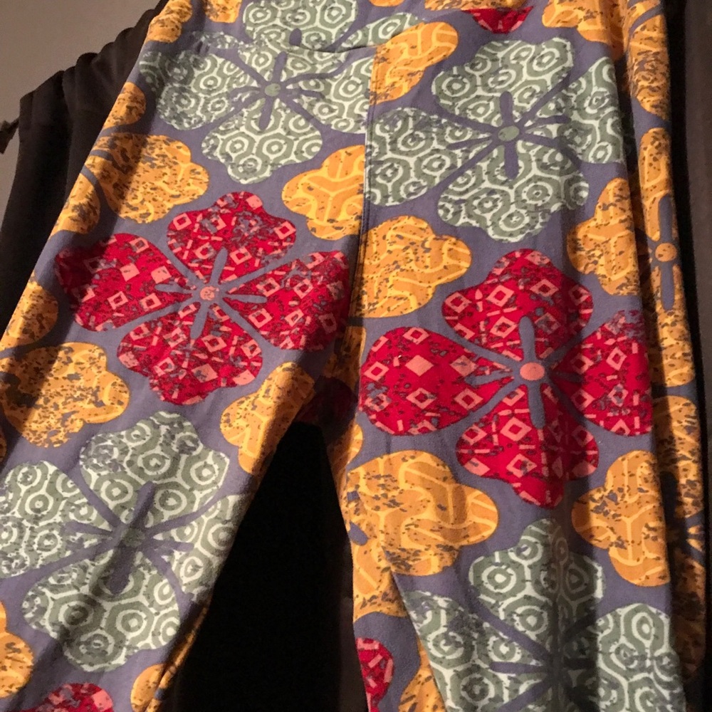EUC TC leggings